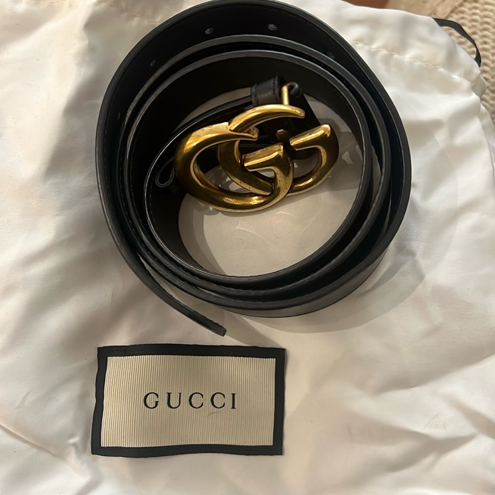 Gucci belt size 90 authentic like new. GG